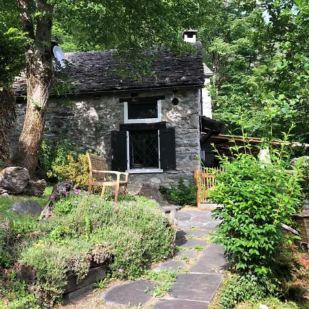 Cà Dal Bosc E Cà Sgrüscia Casa vacanze *